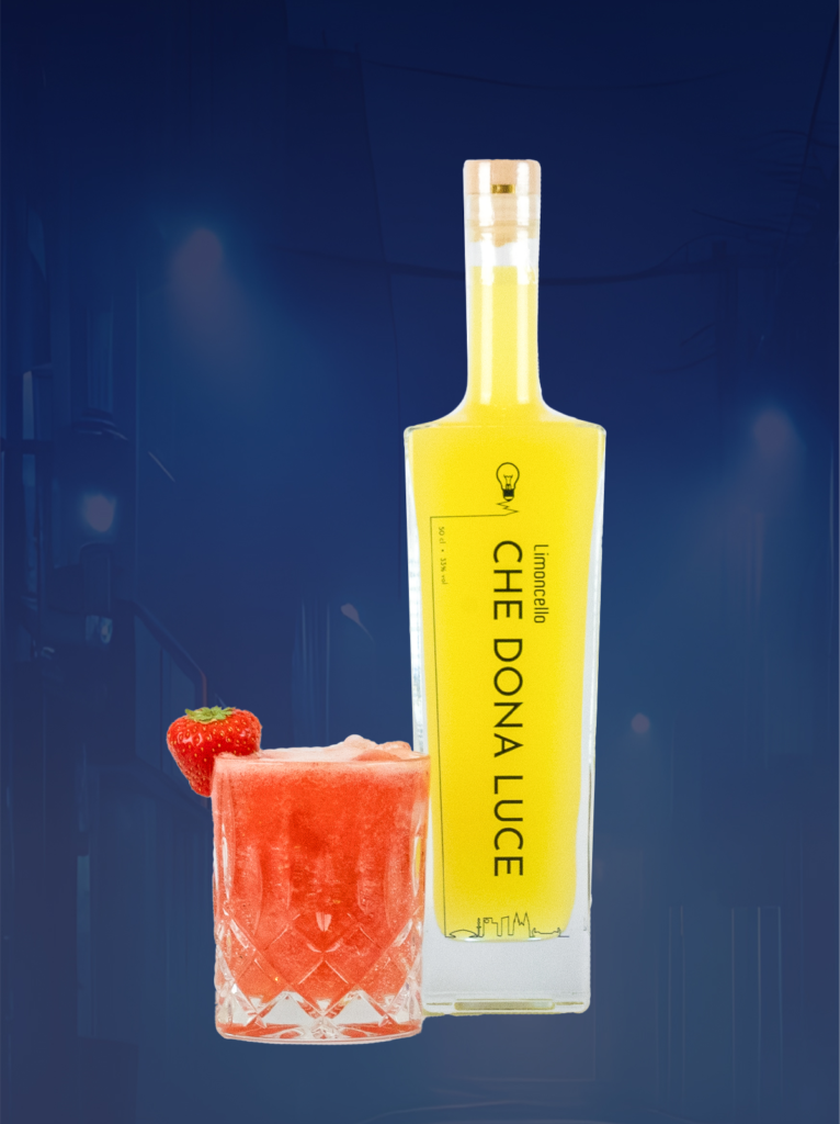 Limoncello strawberry spritz